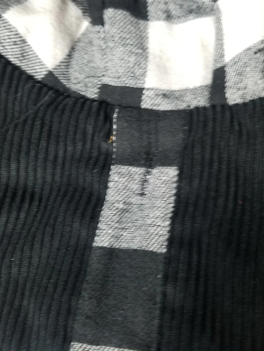 DOGS BLACK AND WHITE BUFFALO PLAID COAT SIZE MEDIUM